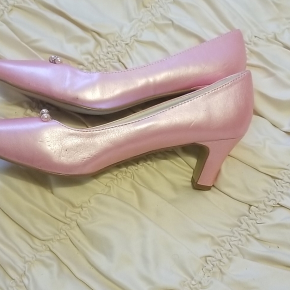 Heels - Picture 8 of 8